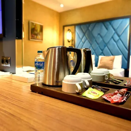 Otel Inanlar / Huseyin Inan